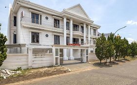 Kost Villa Puncak Tidar